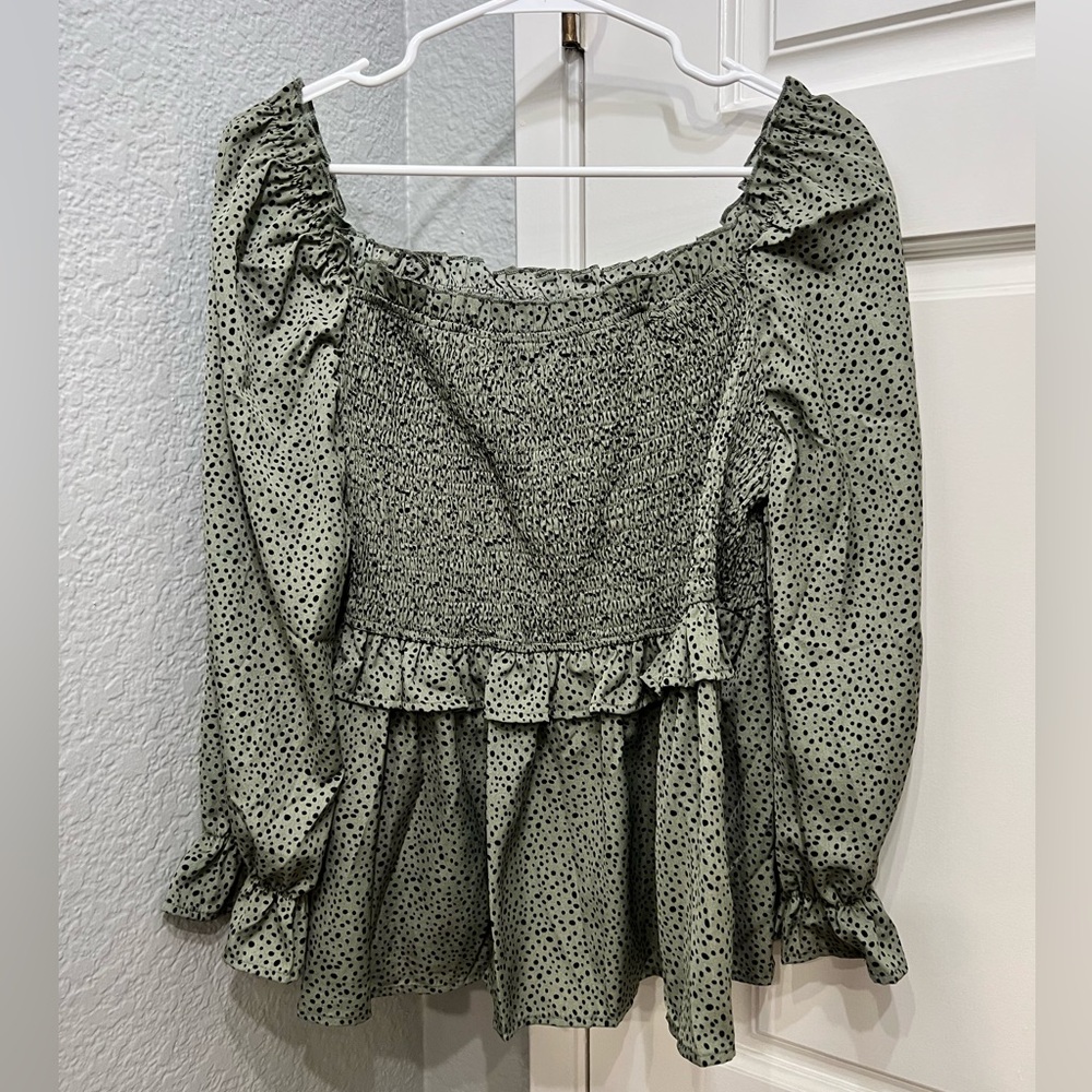 SHEIN Curve super cute ruffle blouse